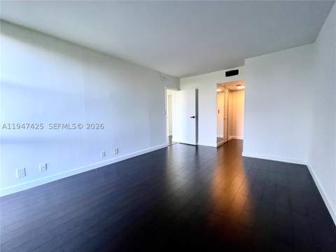 20335 W Country Club Dr 405, Aventura FL - photo 20 of 30