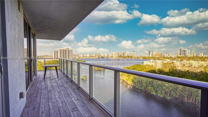 3 bedroom Condominium at 16385 Biscayne Blvd 1415, The Harbour South Condo, North Miami Beach — photo 5