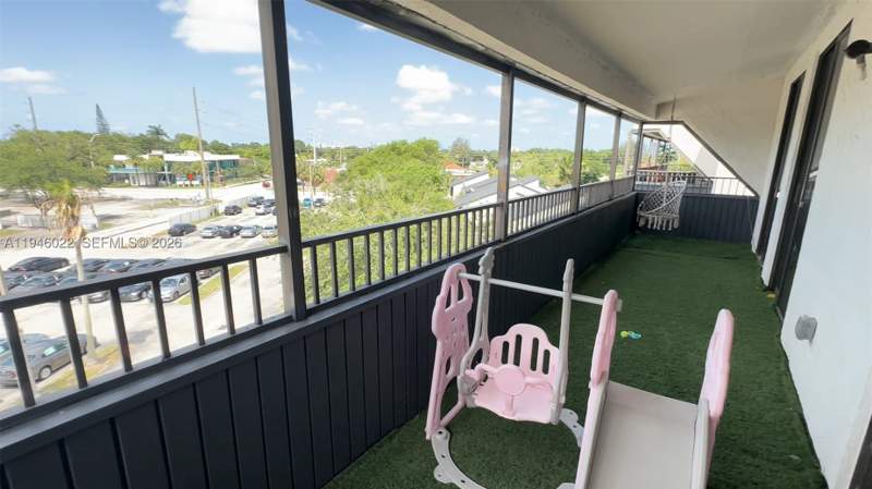 2 bedroom Condominium at 16220 NW 2nd Ave 513, Parkway Grove Condo Part, Miami — photo 5