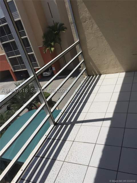 2821 N Miami Beach Blvd 4M, North Miami Beach FL - photo 8 of 23