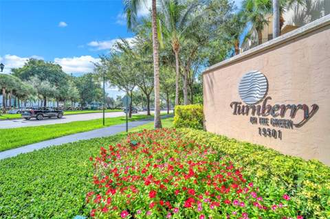 19501 W Country Club Dr 505, Aventura FL - photo 10 of 41