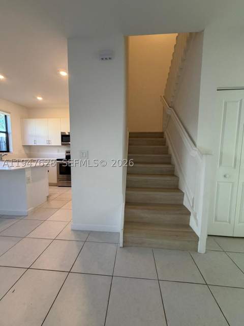 909 NE 211th St, Miami FL - photo 13 of 52
