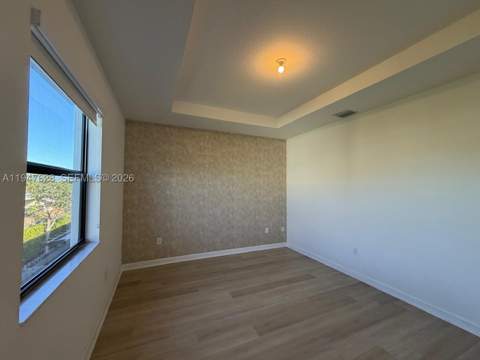 909 NE 211th St, Miami FL - photo 15 of 52