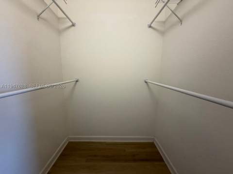 909 NE 211th St, Miami FL - photo 18 of 52