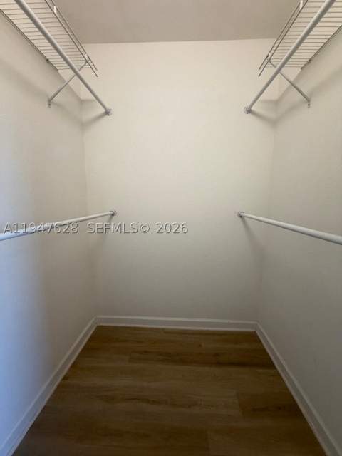 909 NE 211th St, Miami FL - photo 20 of 52