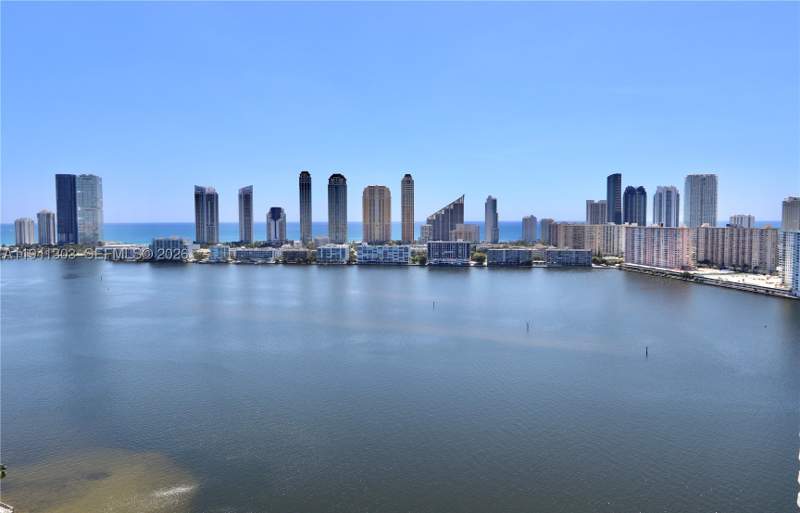 3 bedroom Condominium at 4000 Island Bl 2701, Williams Island, Aventura — photo 2