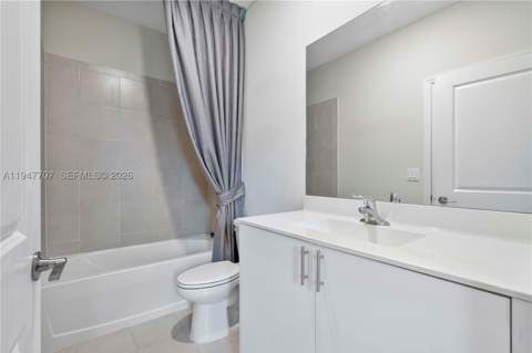 2751 SE 15th St, Homestead FL - photo 9 of 33