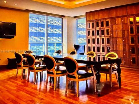 1050 Brickell Ave 1816, Miami FL - photo 7 of 18