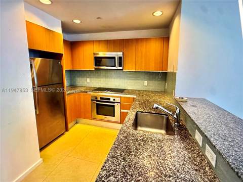1050 Brickell Ave 1816, Miami FL - photo 8 of 18