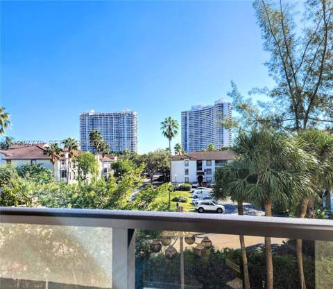 18151 NE 31st Ct 301, Aventura FL - photo 10 of 52