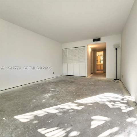 18151 NE 31st Ct 301, Aventura FL - photo 16 of 52