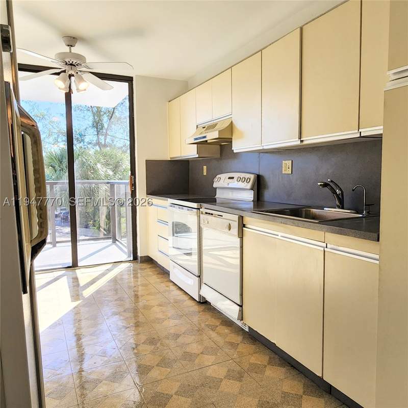 3 bedroom Condominium at 18151 NE 31st Ct 301, The Clipper At Bisc Cove, Aventura — photo 4