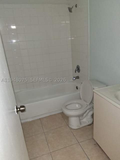 19791 SW 114th Ave 135, Miami FL - photo 7 of 9