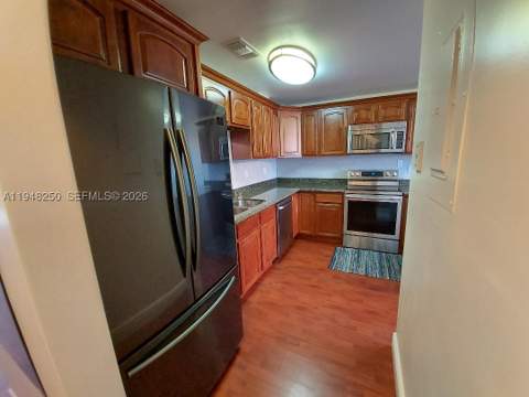 20033 NE 2nd Pl, Miami FL - photo 8 of 23