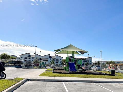 8151 NW 104th Ave 34, Doral FL - photo 15 of 20