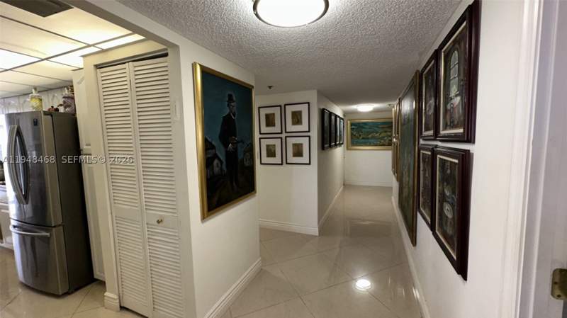 3 bedroom Condominium at 210 174th St 1909, Winston Towers 600 Condo, Sunny Isles Beach — photo 4