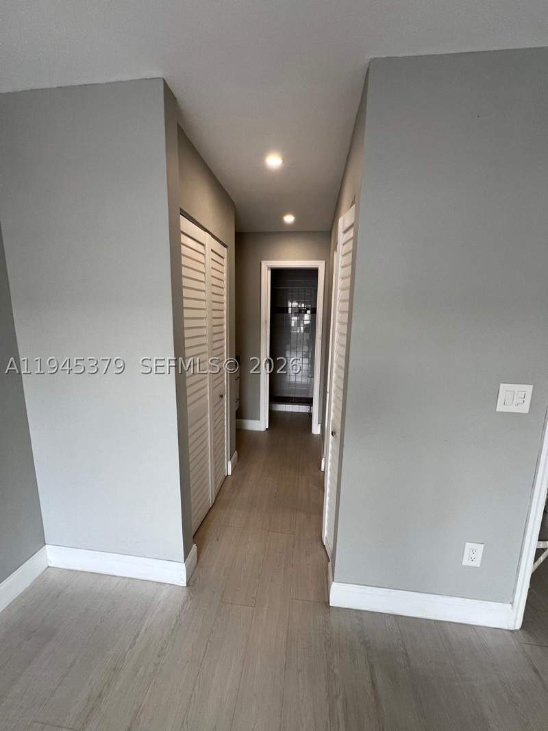 1 bedroom Condominium at 3642 NE 171st St 504, Dolphin Condo, North Miami Beach — photo 4