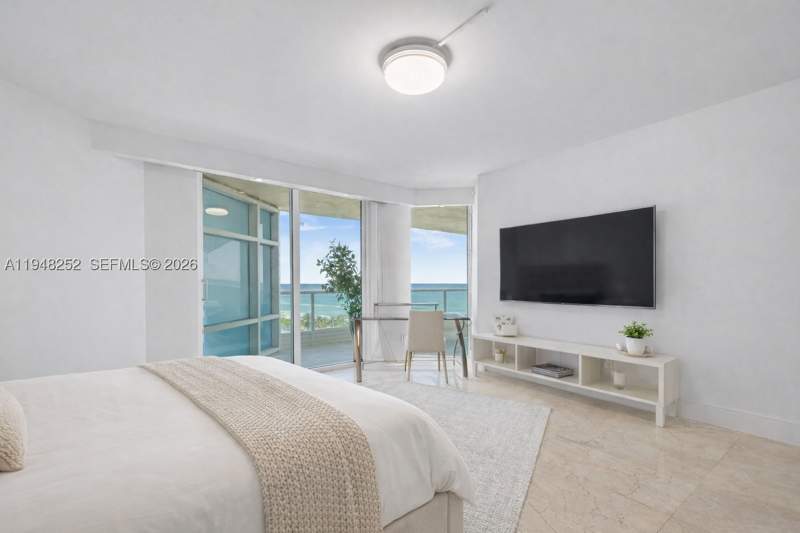 3 bedroom Condominium at 5025 Collins Ave 903, Capobella Condo, Miami Beach — photo 3