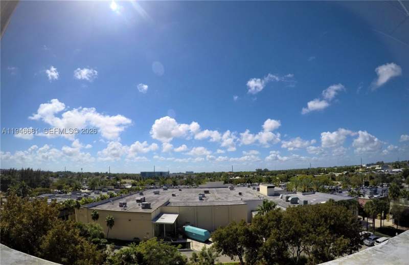 3 bedroom Condominium at 2775 NE 187th St 506, Venture At Aventura West, Aventura — photo 3