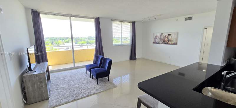 3 bedroom Condominium at 2775 NE 187th St 506, Venture At Aventura West, Aventura — photo 4
