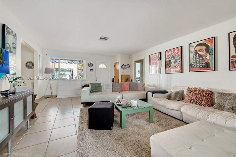 4 bedroom SingleFamilyResidence at 5700 SW 45th Ter, Intag Mnr, Miami — photo 2
