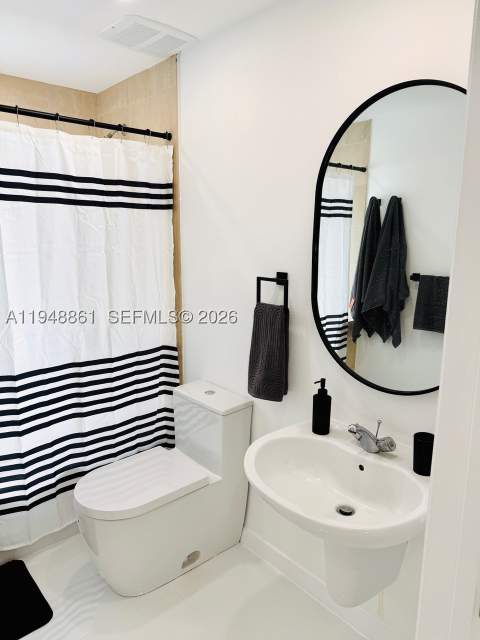 7700 Collins Ave 5, Miami Beach FL - photo 13 of 30