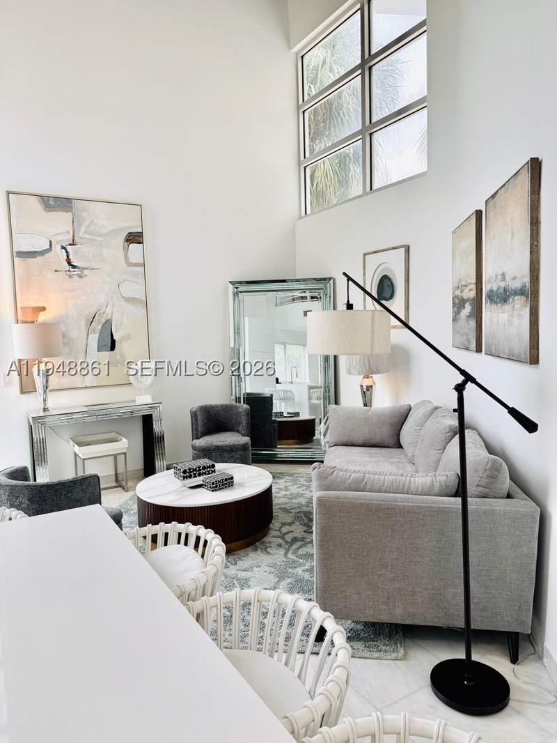 2 bedroom Condominium at 7700 Collins Ave 5, Vilamur Condo, Miami Beach — photo 3