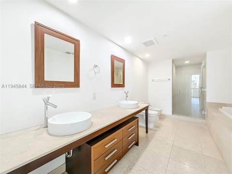475 Brickell Ave 4215, Miami FL - photo 22 of 37