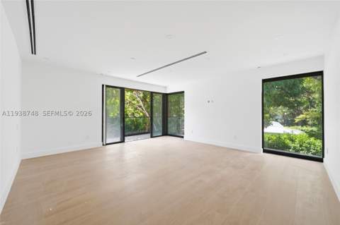 4150 Loquat Ave, Miami FL - photo 14 of 37