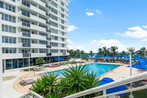 100 Lincoln Rd 501, Miami Beach FL - photo 15 of 32