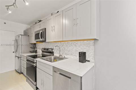 100 Lincoln Rd 501, Miami Beach FL - photo 6 of 32
