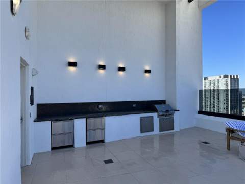 225 N Miami Avenue 2507, Miami FL - photo 21 of 34