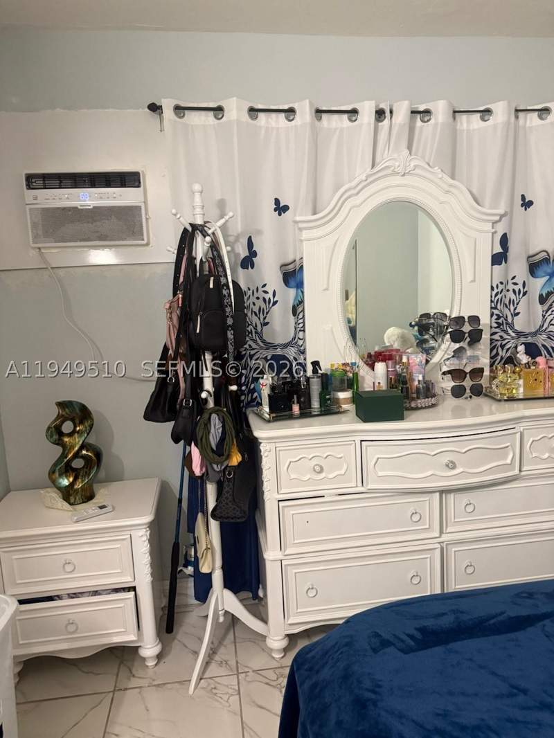 1 bedroom Condominium at 350 E 21st St 108, Villas De Asturias Condo, Hialeah — photo 2