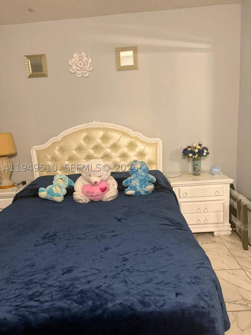 1 bedroom Condominium at 350 E 21st St 108, Villas De Asturias Condo, Hialeah — photo 4
