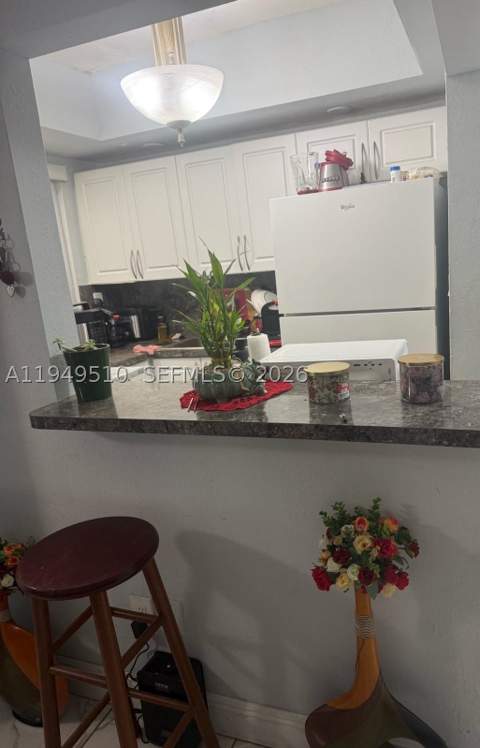 350 E 21st St 108, Hialeah FL - photo 6 of 11