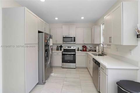 2432 SE 10th Ct, Homestead FL - photo 11 of 30