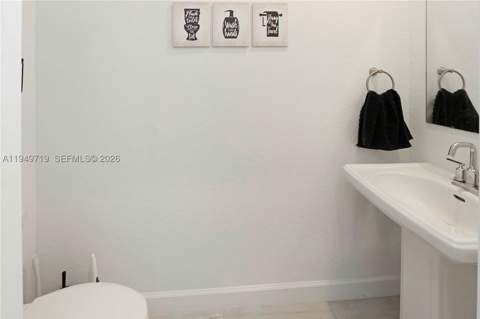 2432 SE 10th Ct, Homestead FL - photo 12 of 30