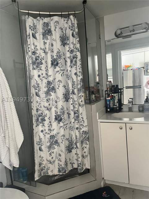 1601 Meridian Ave 203, Miami Beach FL - photo 15 of 19