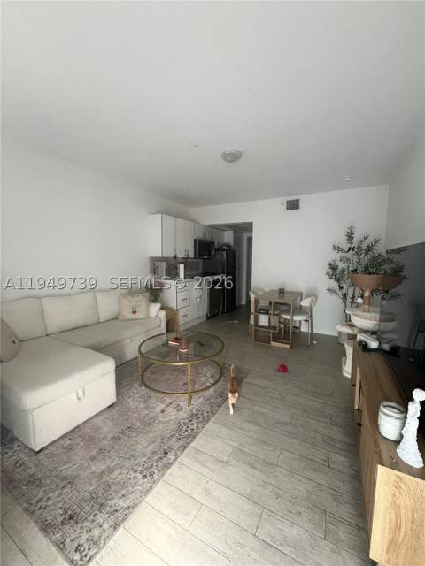 1601 Meridian Ave 203, Miami Beach FL - photo 18 of 19