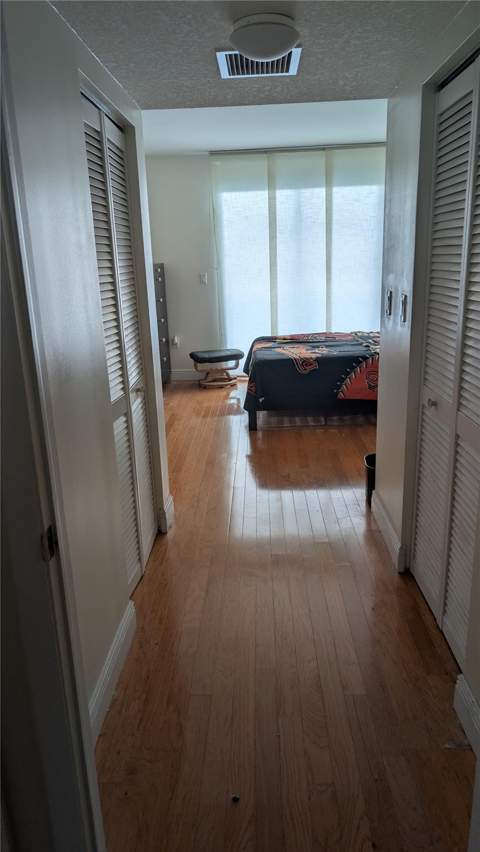 1800 N Bayshore Drive 1908, Miami FL - photo 11 of 12