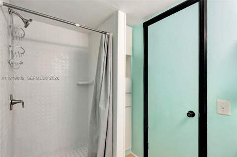 1308 Drexel Ave 307, Miami Beach FL - photo 14 of 15