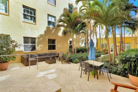1308 Drexel Ave 307, Miami Beach FL - photo 6 of 15
