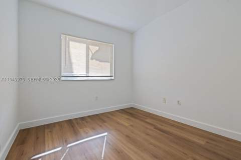 990 NE 33rd Ter 201, Homestead FL - photo 10 of 12