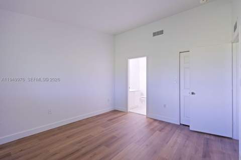 990 NE 33rd Ter 201, Homestead FL - photo 8 of 12