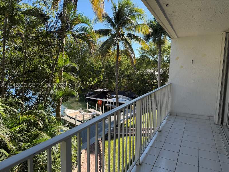 3 bedroom Condominium at 16531 NE 35th Ave 201, Intracoastal Point Condo, North Miami Beach — photo 3