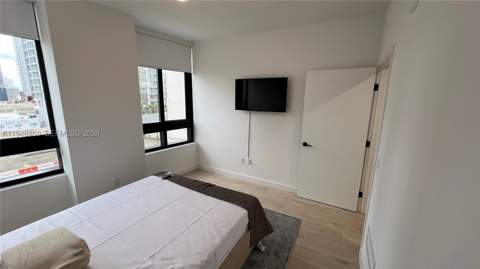 225 N Miami Ave 905, Miami FL - photo 17 of 71