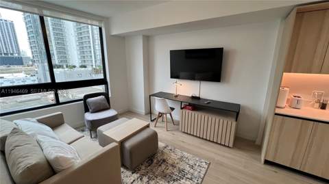 225 N Miami Ave 905, Miami FL - photo 6 of 71