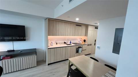 225 N Miami Ave 905, Miami FL - photo 7 of 71