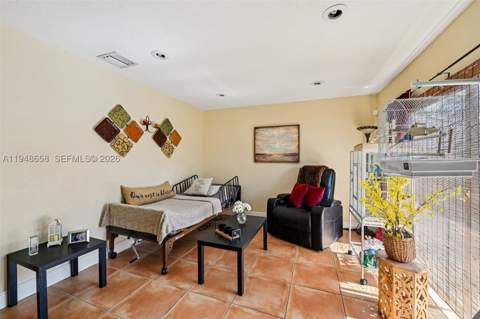 10365 SW 11th Ter 4-9B, Miami FL - photo 15 of 36