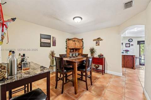 10365 SW 11th Ter 4-9B, Miami FL - photo 7 of 36